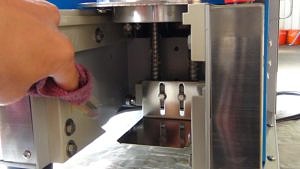 sealer-machine-maintenance-3