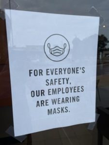 Wear mask bubble tea shop